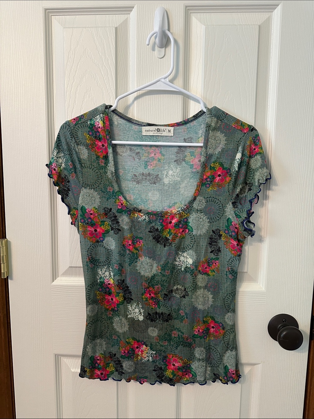 NATURAL LIFE Green Floral Scoop Neck Short Sleeve Top